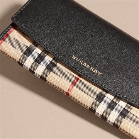 Women's Burberry Wallets 